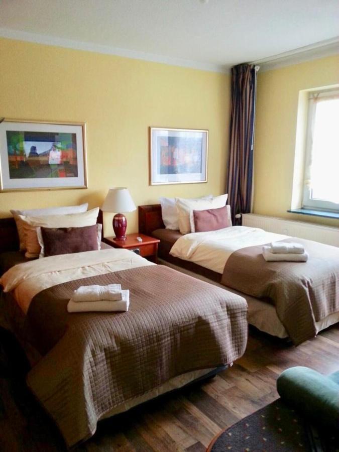 Ingrids Ferienwohnung Mit Balkon In Thiede Naehe See سالزجيتر المظهر الخارجي الصورة