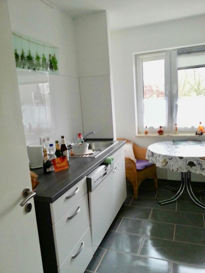 Ingrids Ferienwohnung Mit Balkon In Thiede Naehe See سالزجيتر المظهر الخارجي الصورة